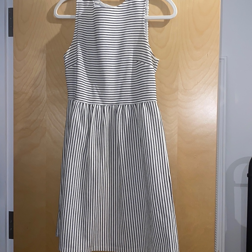 LOFT SIZE SMALL DRESS